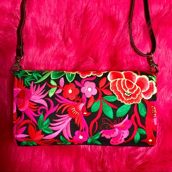 NWT Floral Boho Crossbody Purse/Wallet 🌺 - Picture 3 of 3